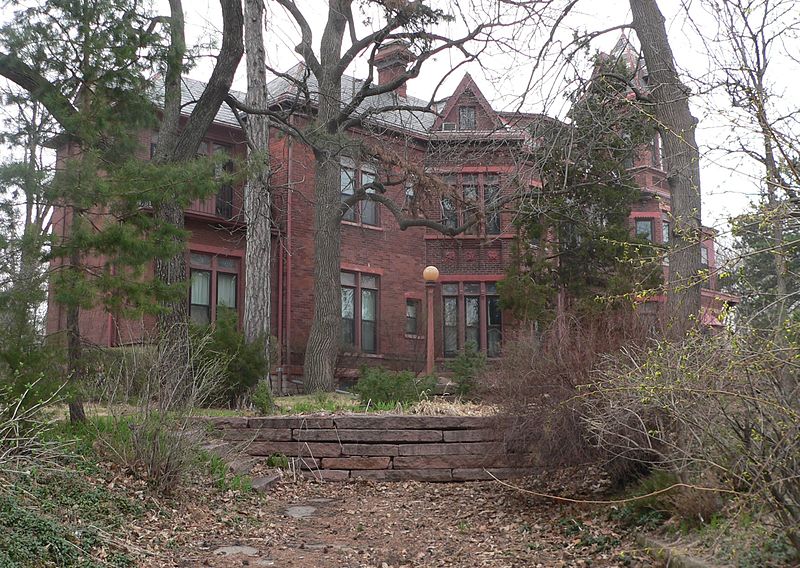 A History of the Mercer Mansion in North Omaha