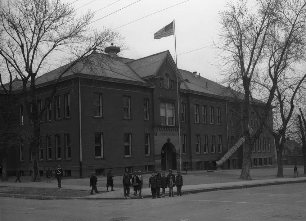 This is the former Long School, located at 2520 Franklin Street from 1893 to (est) 1985.