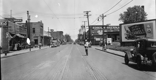 A Tour of the 24th and Lake Historic District