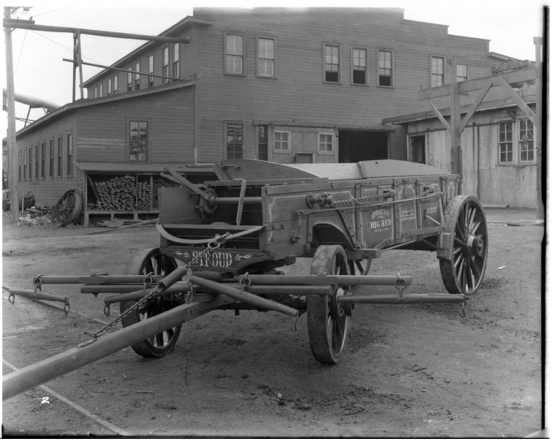 Stroud Company's Red Wagon, 4308 Commercial Avenue, Omaha, Nebraska 1916