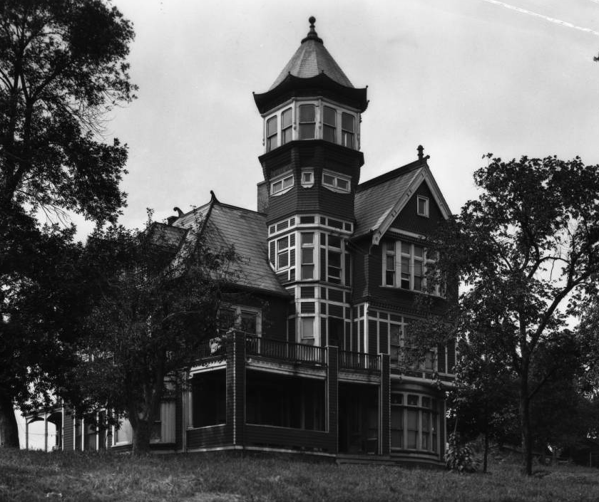 Thomas Mansion, 958 N. 27th Ave, North Omaha, Nebraska