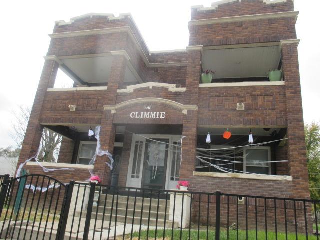 A History of The Climmie